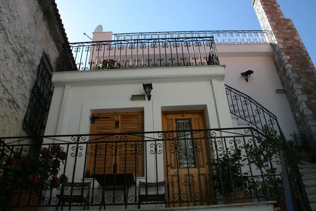 Maleatis Apollo Guesthouse Космас Экстерьер фото
