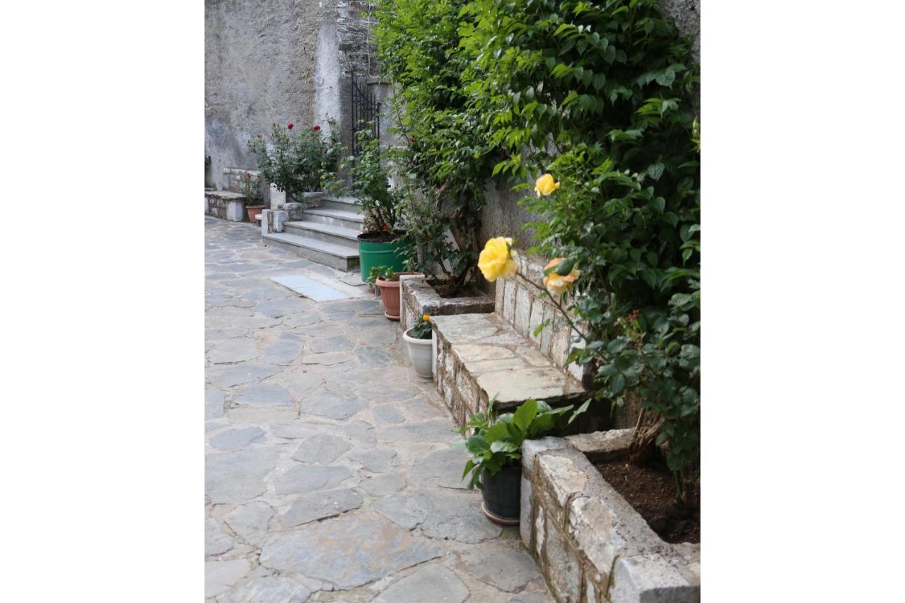 Maleatis Apollo Guesthouse Космас Экстерьер фото